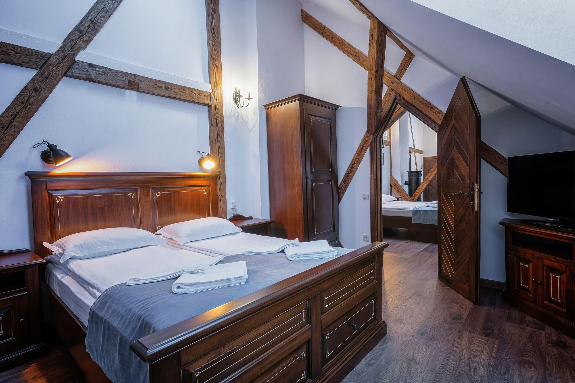 Hotel Boutique Casa Chitic -Hotel And Restaurant Str Johann Gott Nr7 Brașov Exterior foto