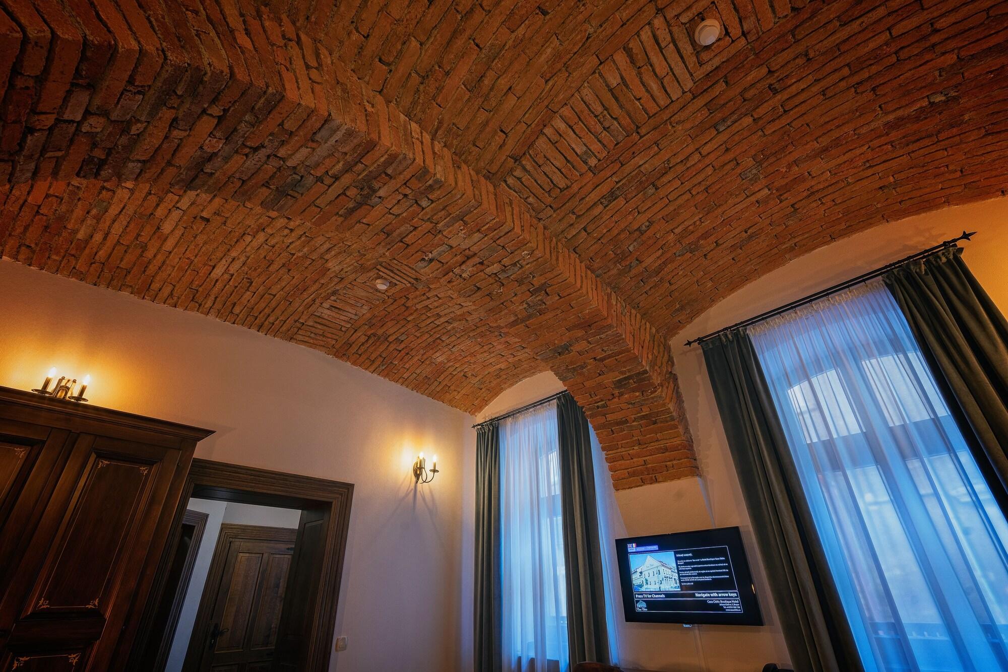 Hotel Boutique Casa Chitic -Hotel And Restaurant Str Johann Gott Nr7 Brașov Exterior foto
