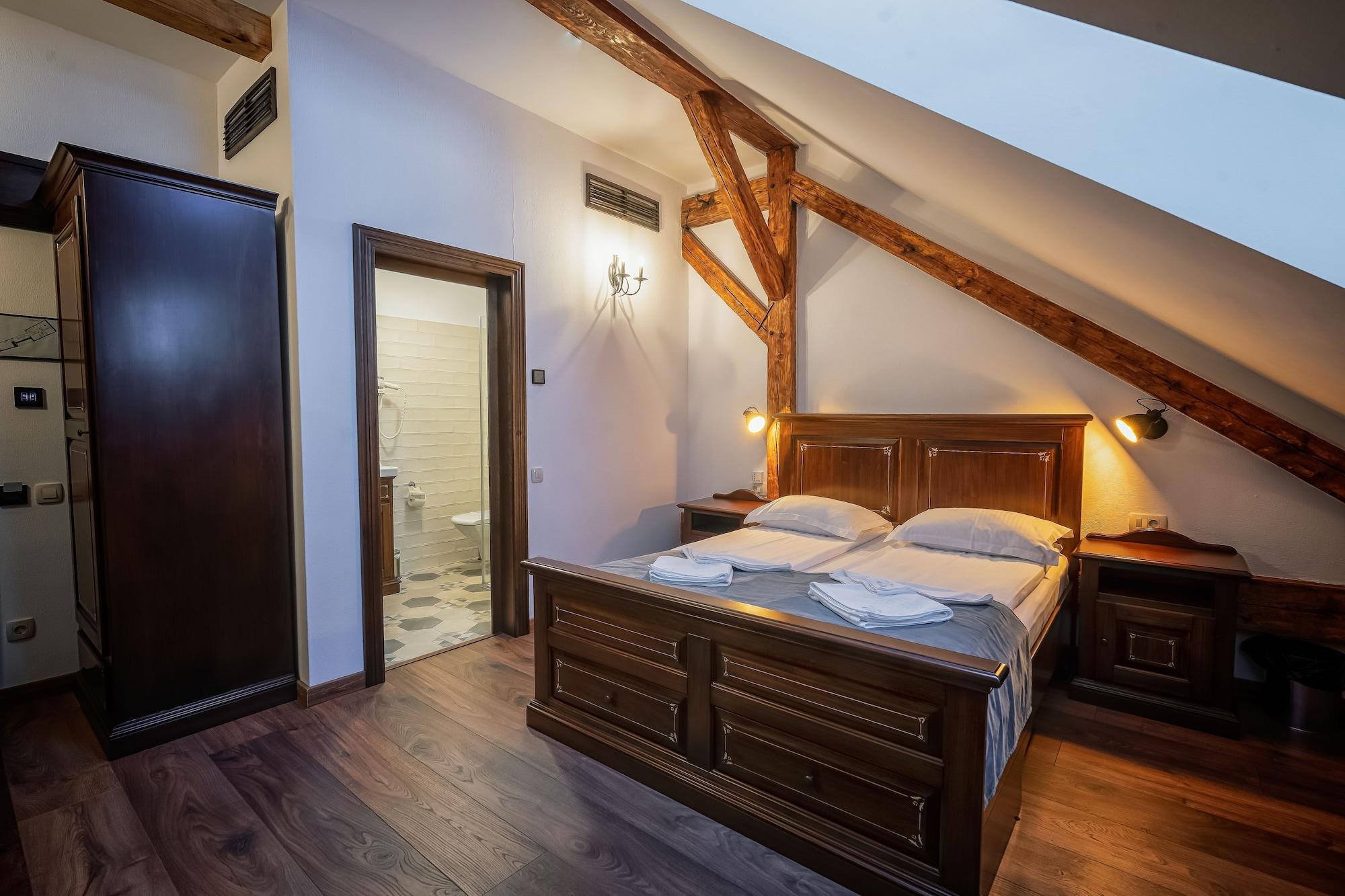 Hotel Boutique Casa Chitic -Hotel And Restaurant Str Johann Gott Nr7 Brașov Exterior foto