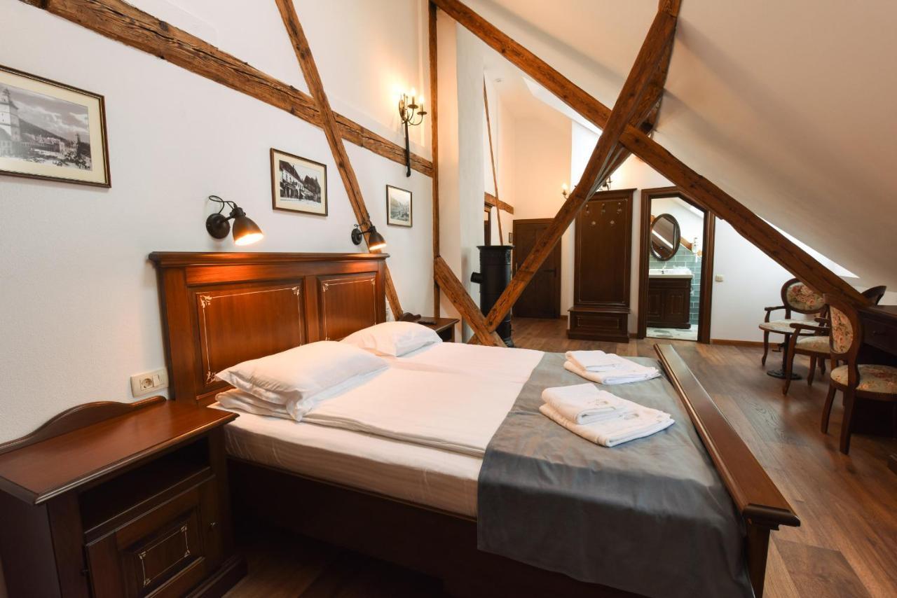 Hotel Boutique Casa Chitic -Hotel And Restaurant Str Johann Gott Nr7 Brașov Exterior foto